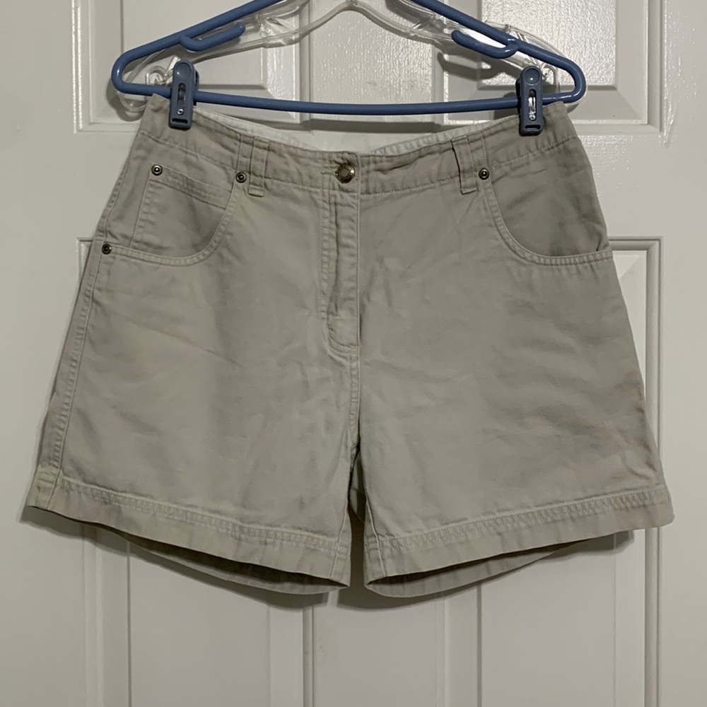 Woolrich super cute mom shorts!!